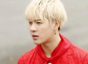 爱豆吃瓜娱乐酱王嘉尔,从爱豆到娱乐酱,揭秘他的多面人生